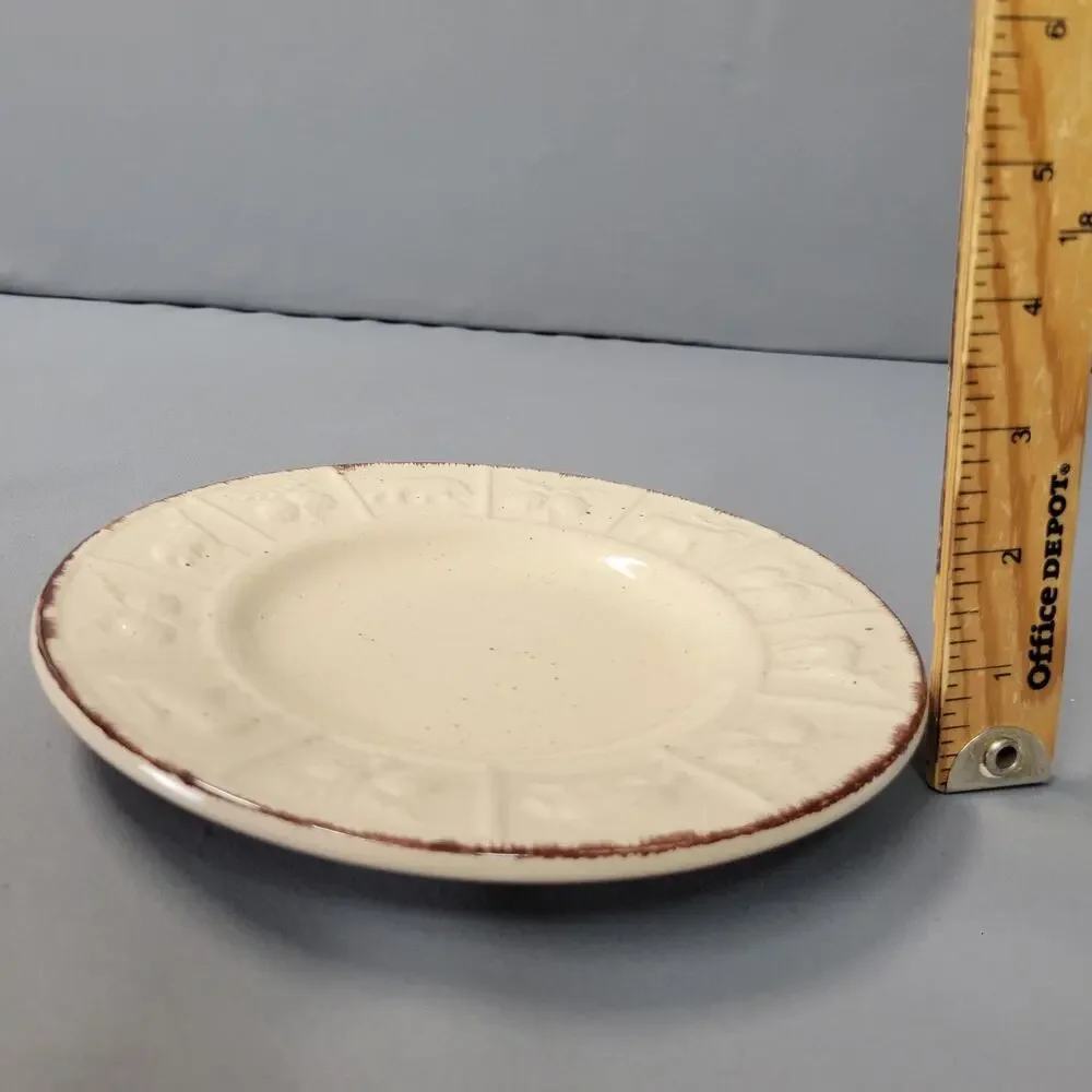 Bass Pro Shops Wilderness Salad Plate 7.5